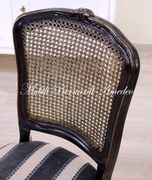 SE09 SN Parisian Chair Lacquered Black Worn Upholstered Seat 06
